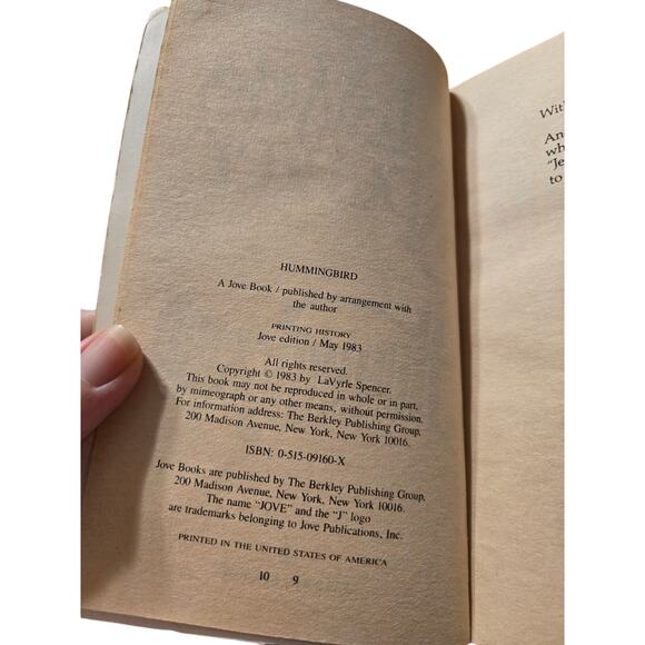 LaVyrle Spencer HUMMINGBIRD Emotional Contemporary Romance Jove Novel 051509160X - Picture 7 of 8